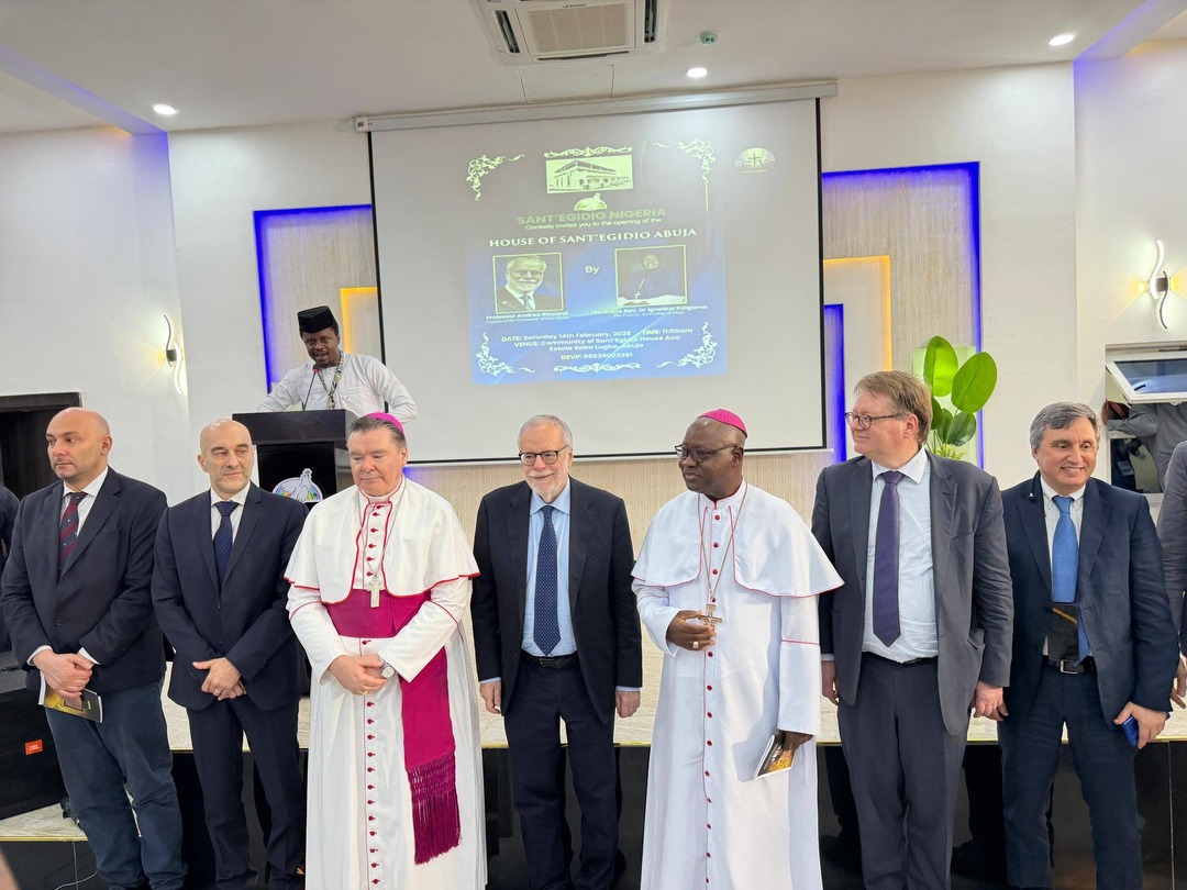 Cerimonia alla Casa di Sant’Egidio ad Abuja con rappresentanti religiosi e istituzionali