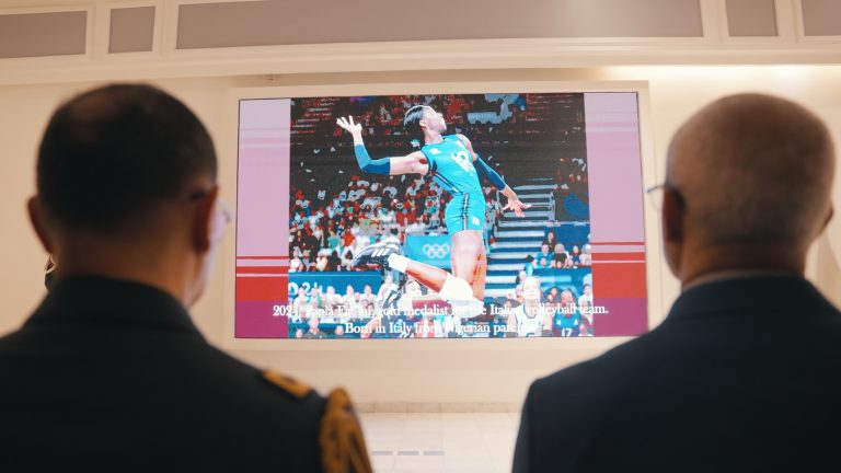 Foto degli ospiti italiani, nigeriani e della comunità internazionale presenti alla celebrazione dell'ottantesima Festa della Repubblica Italiana a Abuja il 2 Giugno 2026, organizzato dall'Ambasciata d'Italia.